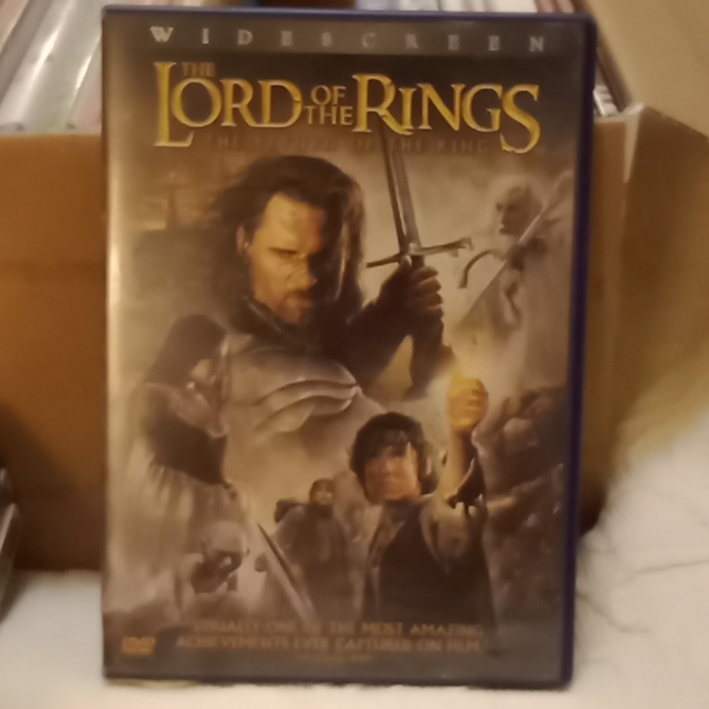 Gently used The Lord of the rings The return of the King DVD set